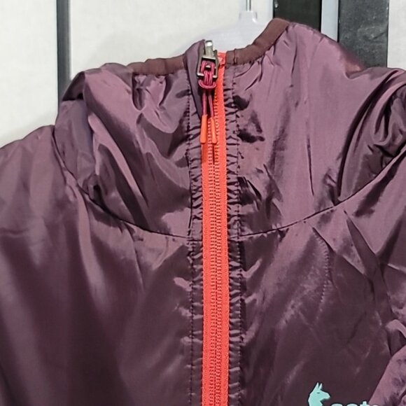 Cotopaxi Teca Calido Reversible Water Repellent Hooded Vest. - Picture 7 of 11